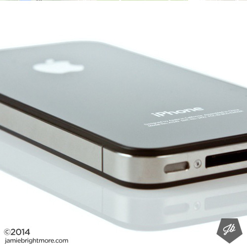 Apple iPhone 4