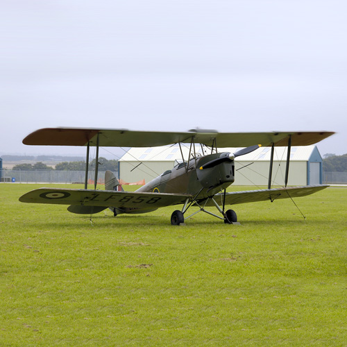 The DH.82 Queen Bee. Multi-rotor drones article.